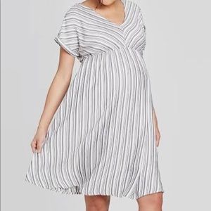 Isabel woman’s striped maternity dress. Size M